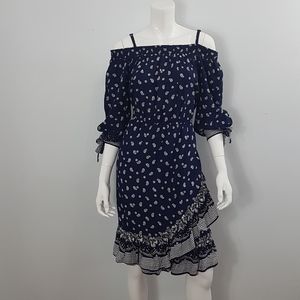 Stylish Paisley Print Tie Up Arms and Ruffled Hem